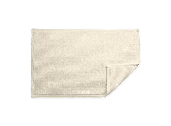 http://jabbourlinens.com/cdn/shop/products/Reverie_bath_rug_ivory_secondary_a0c7b728-f654-4d3e-a533-6327f73ccf2e_grande.png?v=1539809066