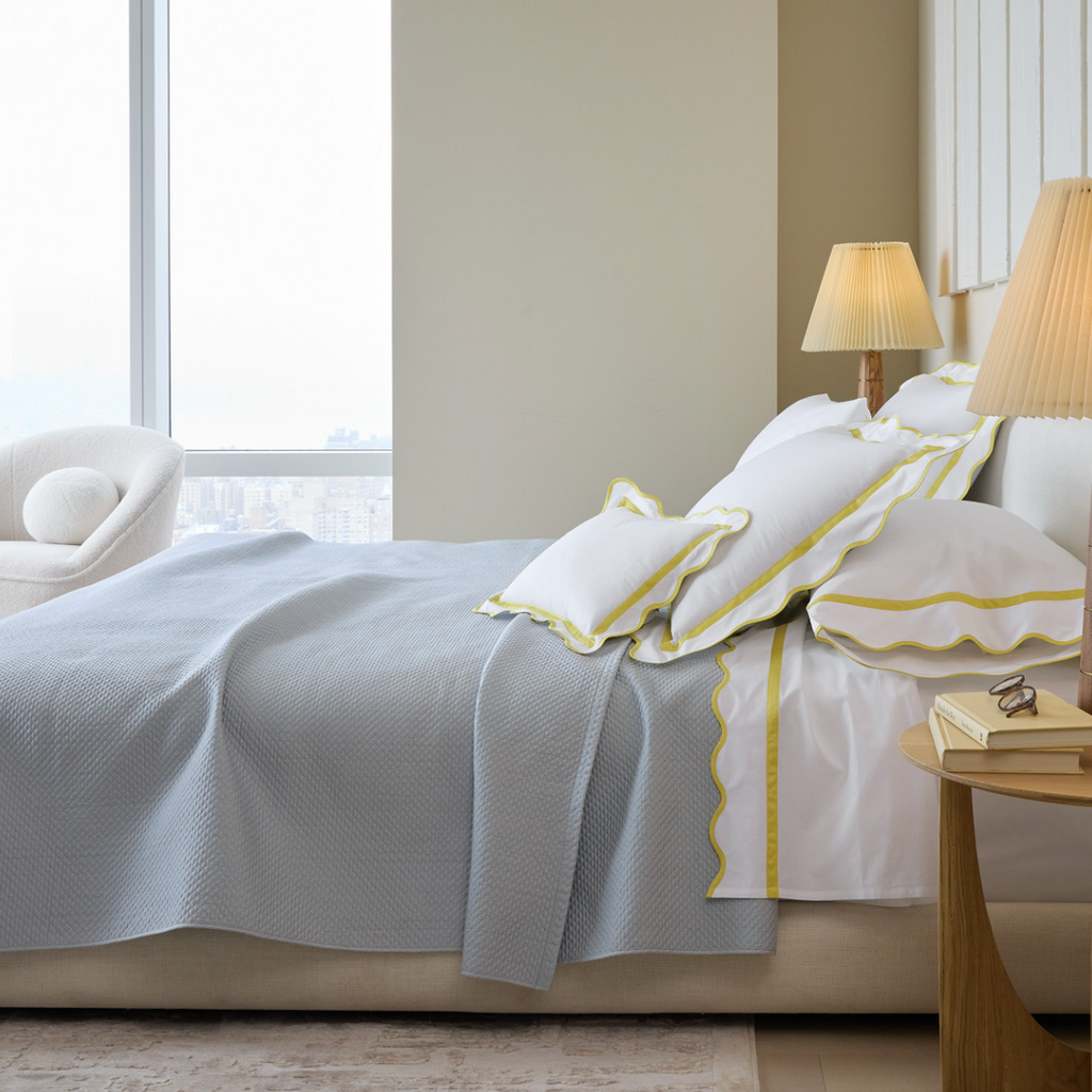 Alba King Quilt 112 x 99 Piped Edge - Jabbour Linens