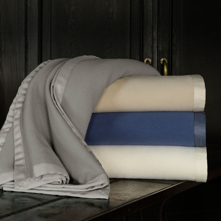 Olindo King Blanket 120 X 94 - Jabbour Linens