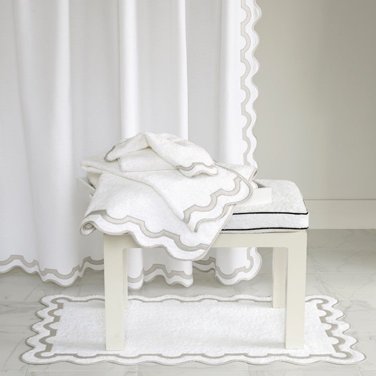 Mirasol Tub Mat 24 x 36 - Jabbour Linens