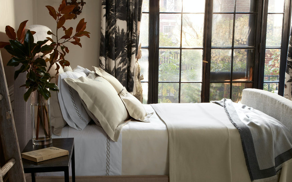 Classic Chain Full/Queen Flat Sheet 94 x 112 - Jabbour Linens