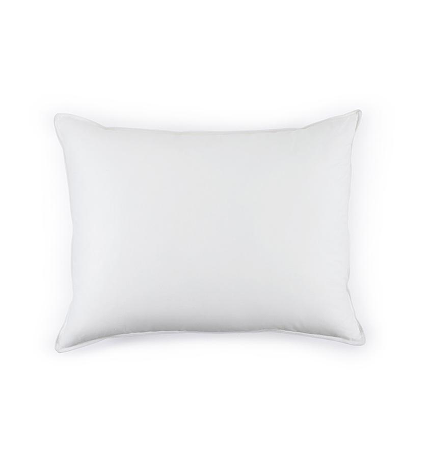 https://jabbourlinens.com/cdn/shop/products/Fig_Linens_-_Sferra_Sleeping_Pillow_sferra-arcadia-pillow-77333sdpill-white-silo_2_846x900_1.jpg?v=1588691977