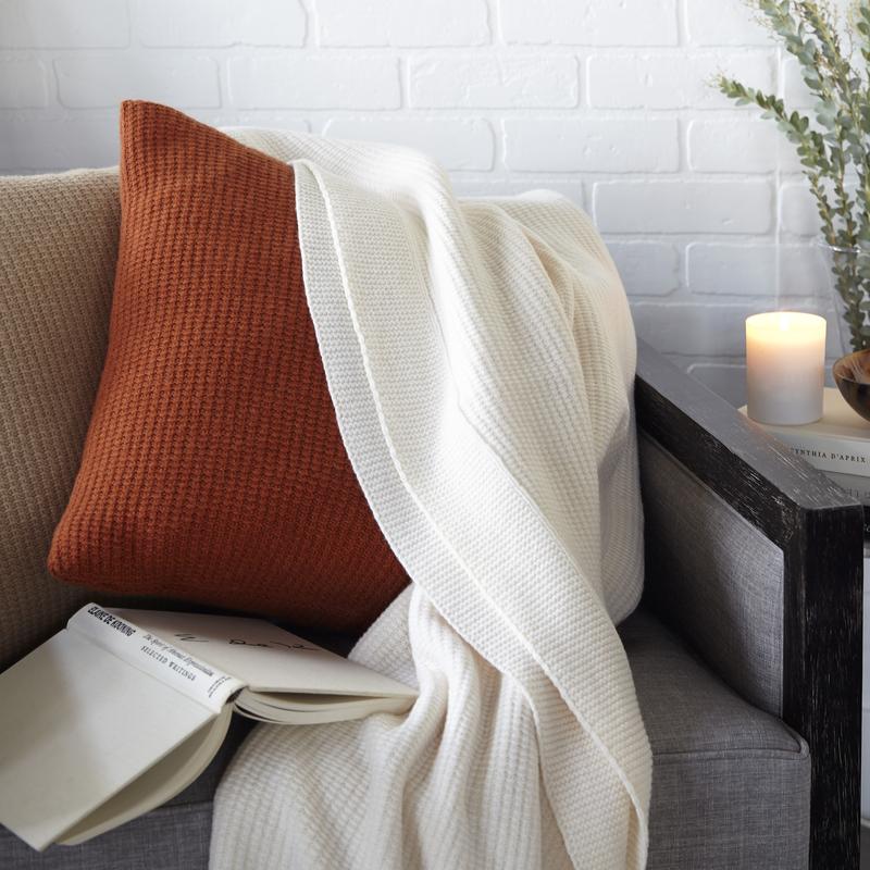 Pettra Throw - Jabbour Linens