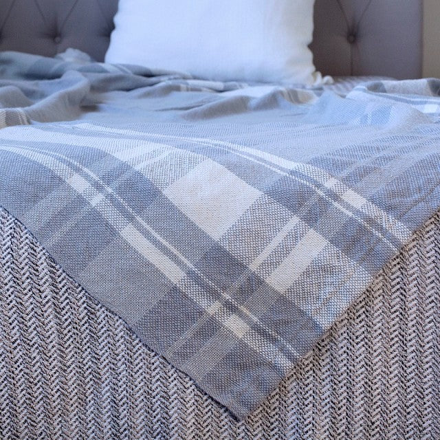 Bailey Cotton/Linen Throw 50 X 80 by Brahms Mount - R. Jabbour and Sons