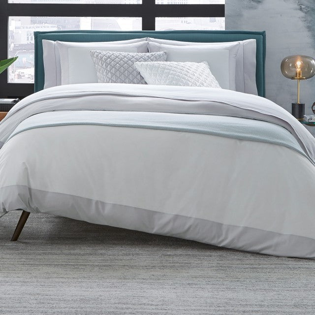 Casida Cal King Fitted Sheet 72 X 84 X 17 - Jabbour Linens