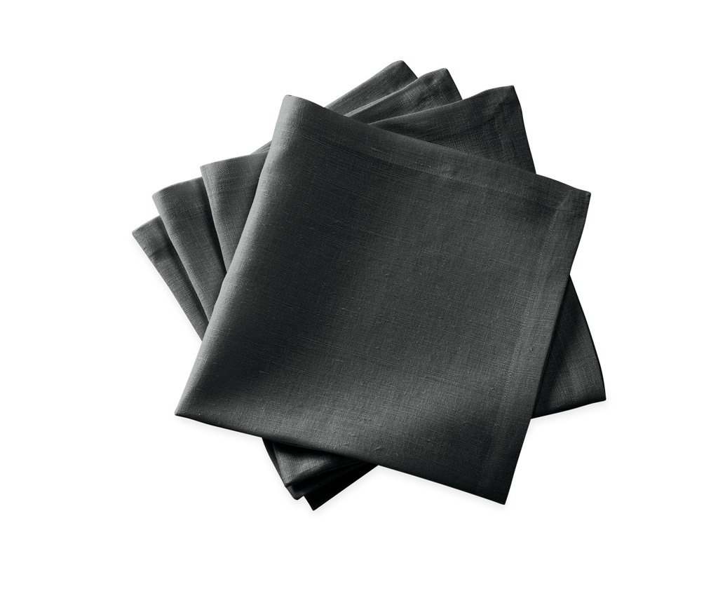 Chamant Oblong Tablecloth 70 X 108 by Matouk - R. Jabbour and Sons