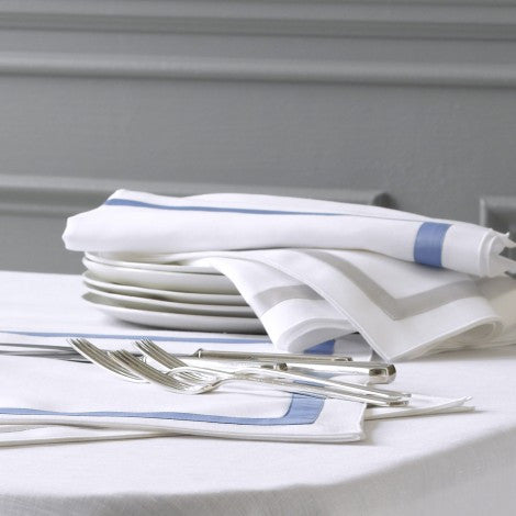 Lowell Tablecloth Oblong 70 x 108 - Jabbour Linens